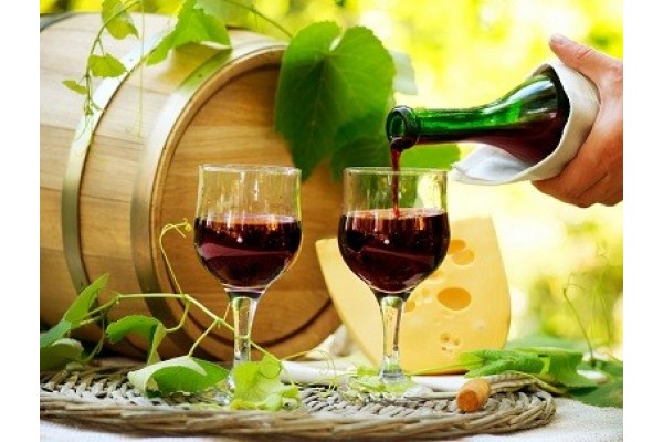 Tác dụng của rượu mận và cách ngâm rượu ngon đơn giản tại nhà